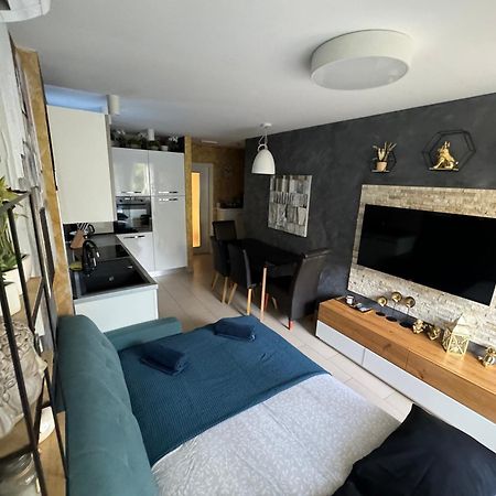 Apartment Astra With Private Parking Split Ngoại thất bức ảnh
