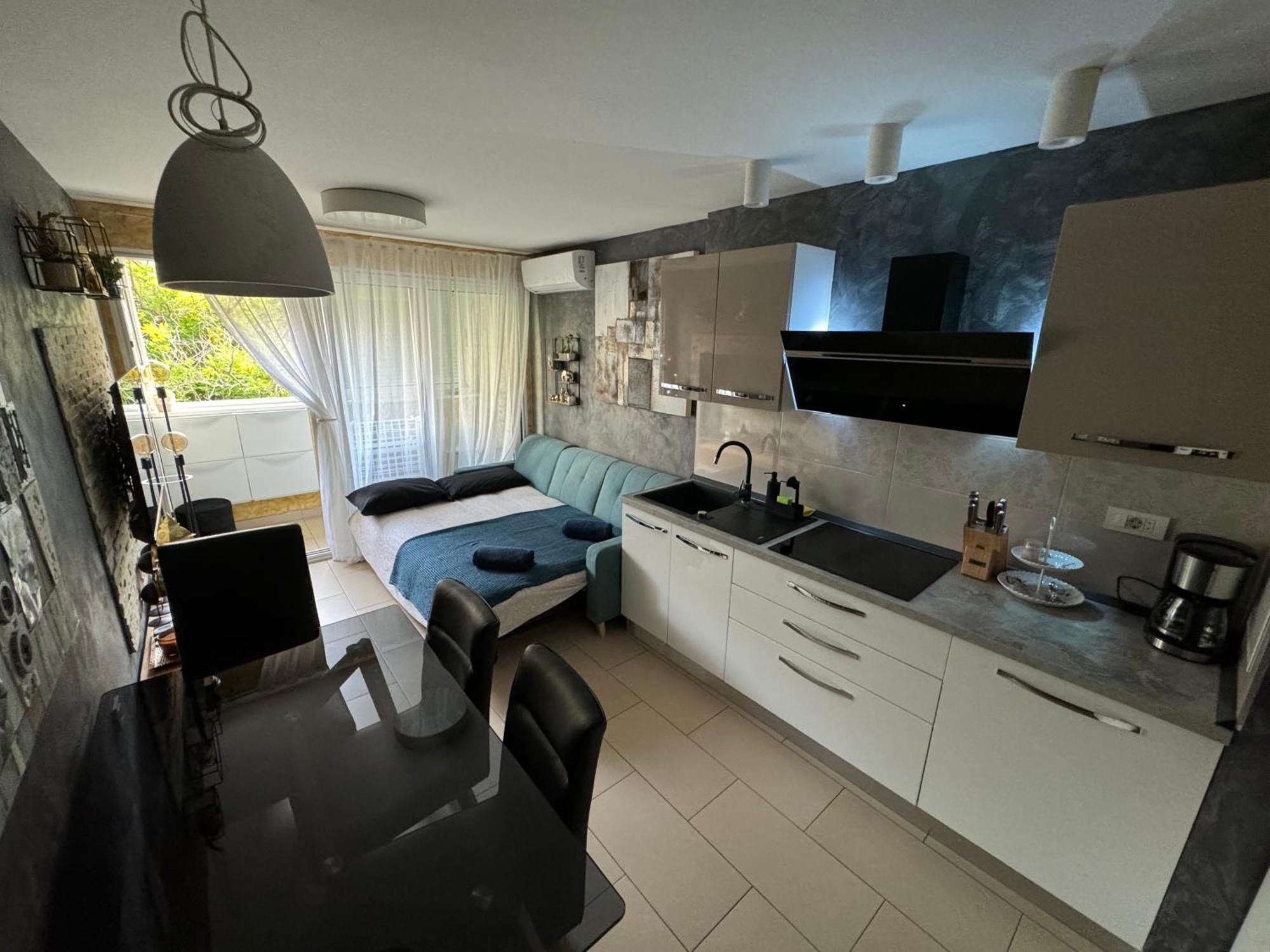 Apartment Astra With Private Parking Split Ngoại thất bức ảnh